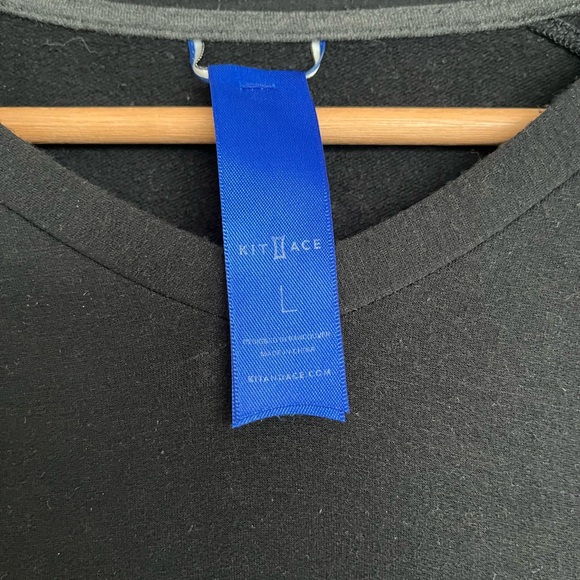 Men’s Kit and Ace Cashmere/Cotton V-neck Long Sleeve - Picture 2 of 7